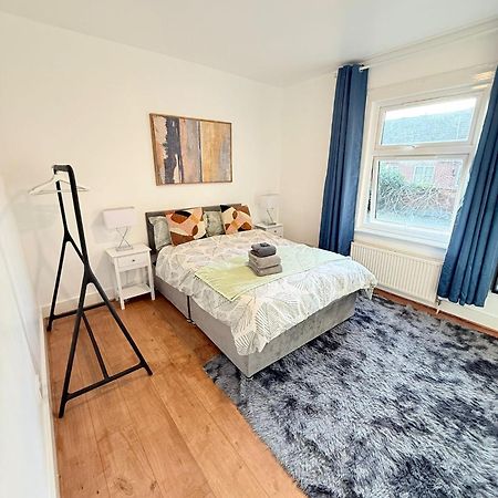 Cricklewood Broadway Guest Home 런던 외부 사진
