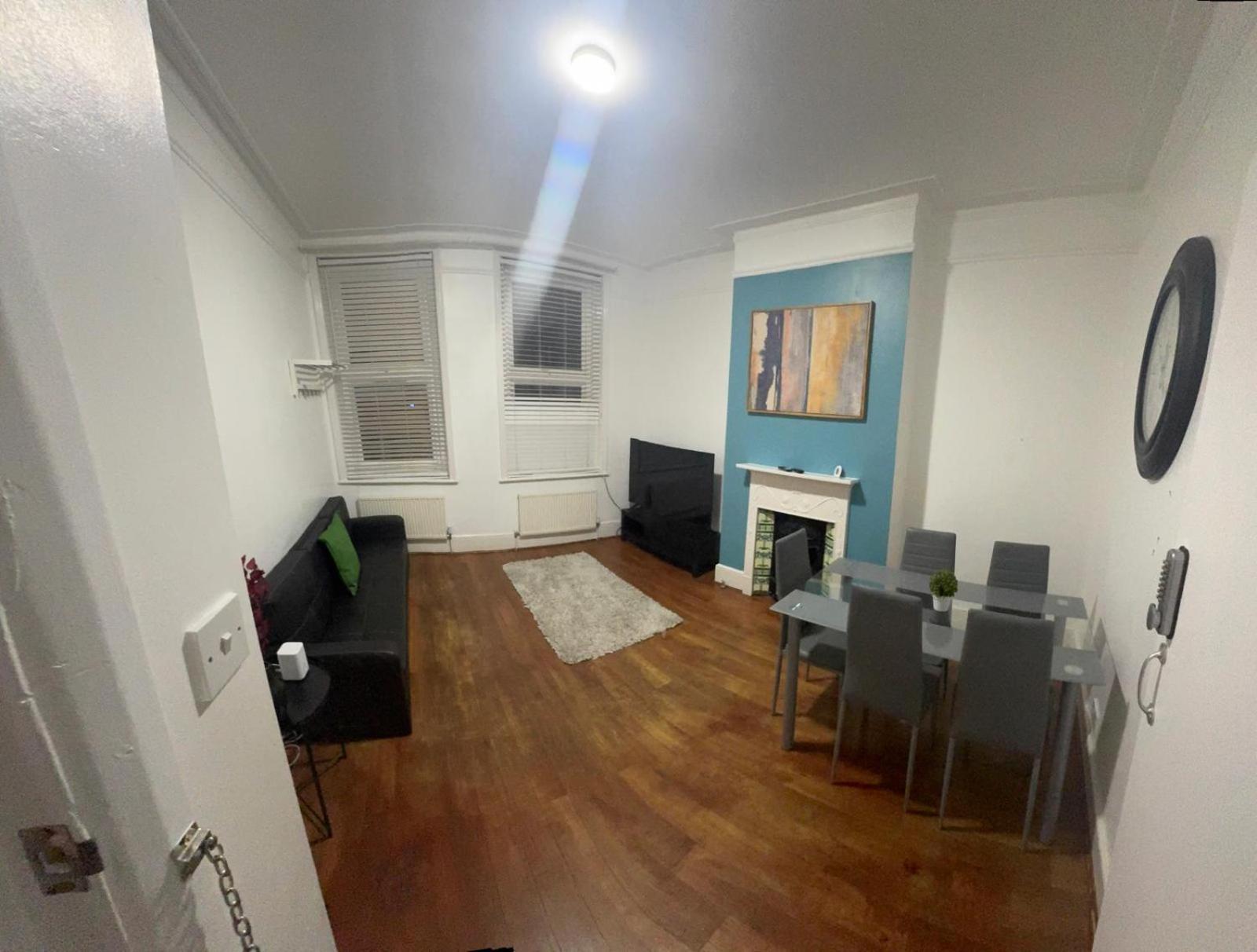 Cricklewood Broadway Guest Home 런던 외부 사진